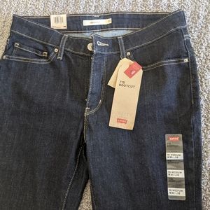 Levi's NWT size 10